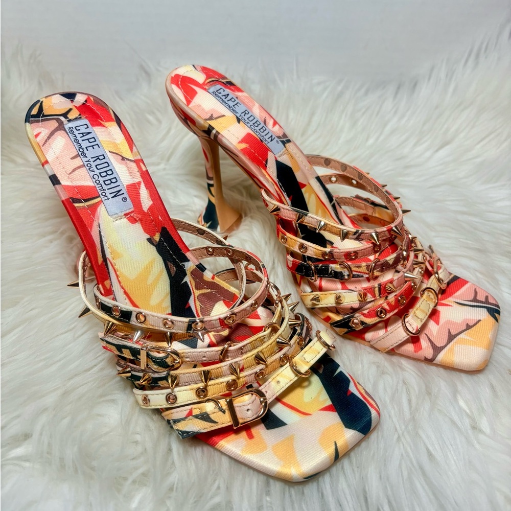 CAPE ROBBIN Bonita Spike Square Toe Odd Shaped Heels. - Picture 5 of 9